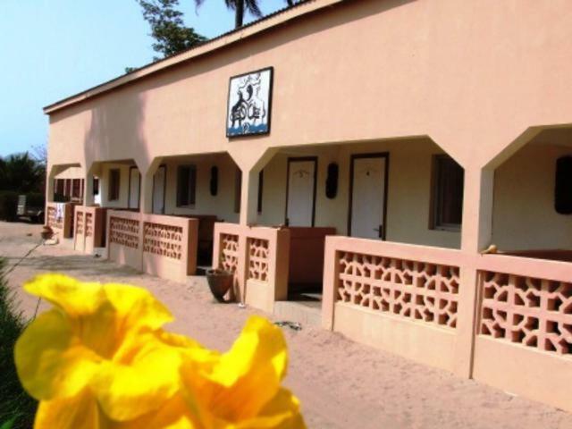 The Gunjur Project Lodge מראה חיצוני תמונה